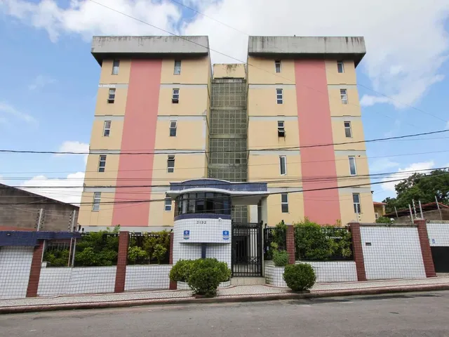 Imagem: Apartamento com Armários e Dependência