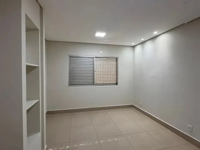 Imagem 2: Sala Comercial 200 M²