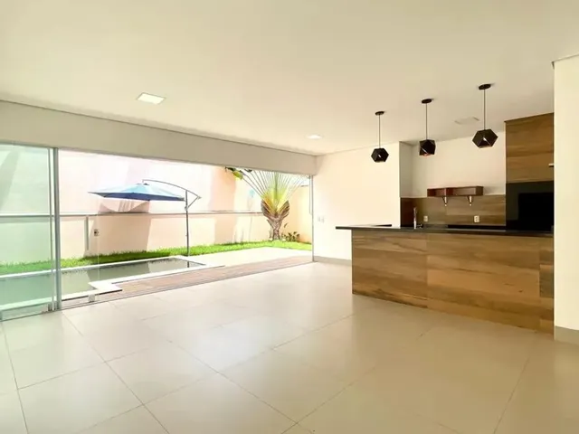 Imagem 8: Alphaville 2 - Pé Direito Duplo com Mezanino - Espaço Gourmet Integrado com o Quintal