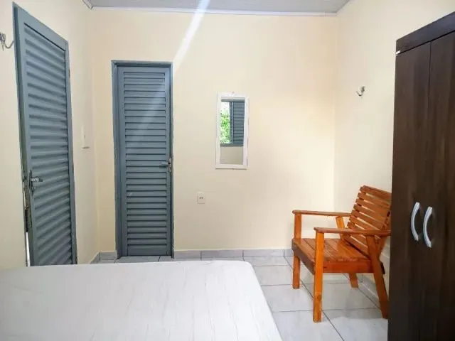 Imagem 10: Kit Net Ampla 1 Suite Mobiliada- Energia-Ar Split- Internet-Garagem Não Coberta