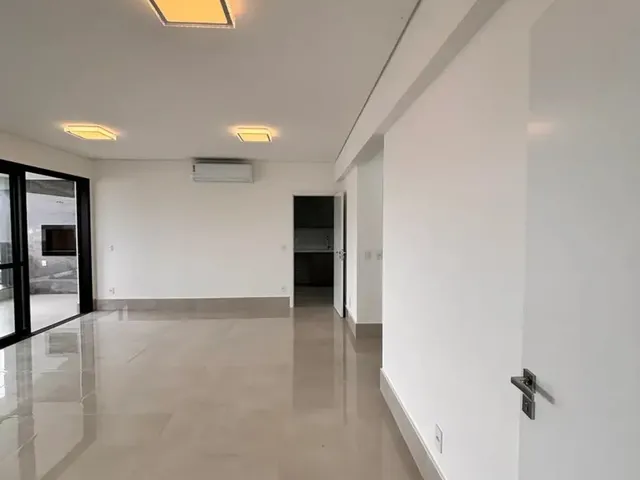 Imagem 3: Imóvel para Aluguel Possui 165 Metros Quadrados com 3 Quartos em Jardim Petrópolis