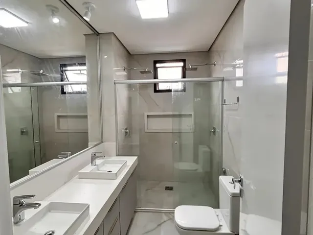 Imagem 13: Imóvel para Aluguel Possui 165 Metros Quadrados com 3 Quartos em Jardim Petrópolis
