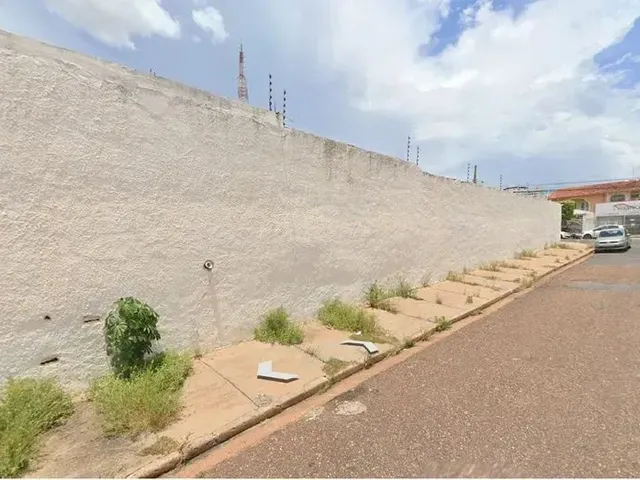 Imagem 5: Imóvel de Esquina Comercial e Residencial - Área Construída de 1.113 M² - Bairro