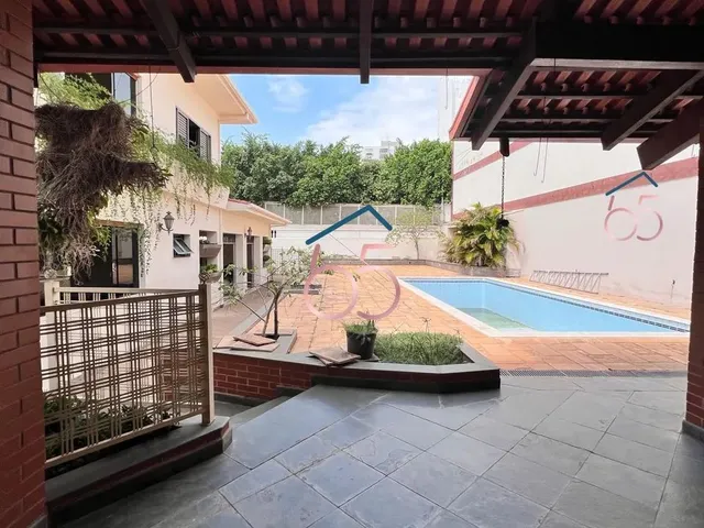 Imagem: Sobrado Comercial para Venda no Quilombo