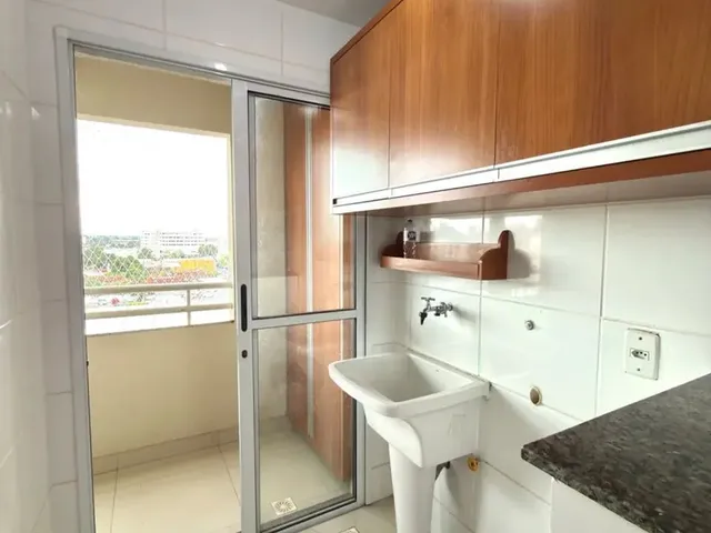 Imagem 11: Apartamento Semi Mobiliado para Aluguel com 3 Quartos, Sendo Uma Suíte em Bairro Dom
