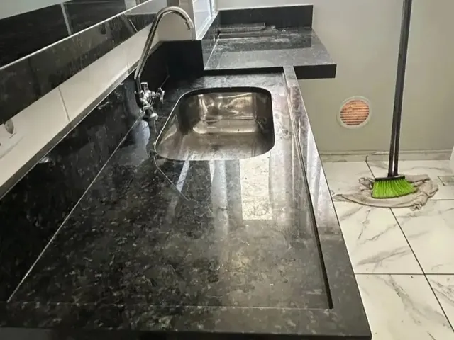 Imagem 4: Apartamento para Alugar Térreo com Armários Planejados e 2 Quartos no santa Isabel