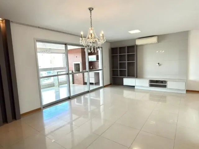 Imagem: Alugo Apartamento com 03 Suítes em Jardim