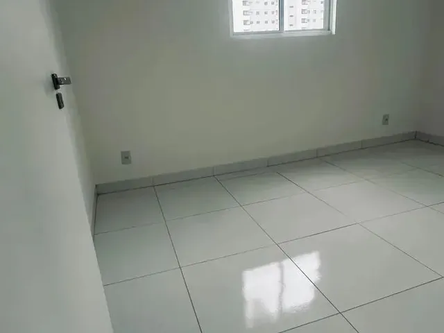 Imagem 3: Apartamento para Alugar com 2 Quartos Sacada no Bairro Morada do Ouro