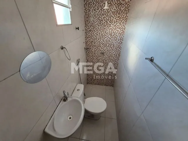 Imagem 5: Casa com 2 Quartos no Bairro Parque Araxá em Fortaleza, Ce