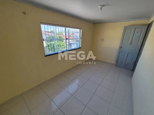 Imagem 4: Casa com 2 Quartos no Bairro Parque Araxá em Fortaleza, Ce