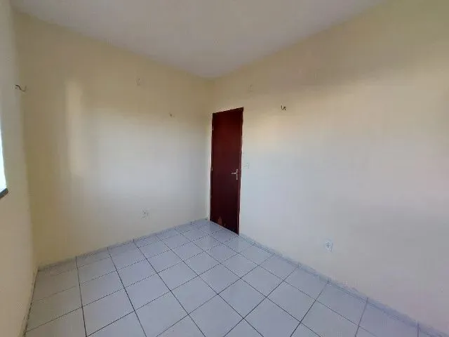 Imagem 5: Apartamento no Montese com 2 Quartos para Alugar