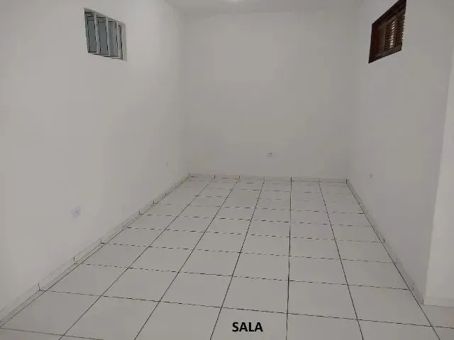 Imagem 14: Alugo Casa no Montenegro Ii, José Walter, com 3 Quartos e Garagem