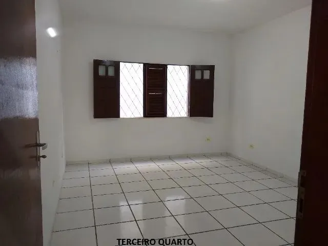 Imagem 11: Alugo Casa no Montenegro Ii, José Walter, com 3 Quartos e Garagem