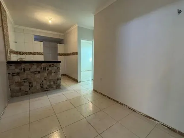 Imagem: Apartamento, Maraponga, 02 Quartos
