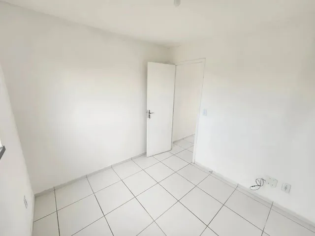 Imagem 6: Apartamento com 1 Quarto para Alugar na Cidade dos Funcionários R$ 800/Mês