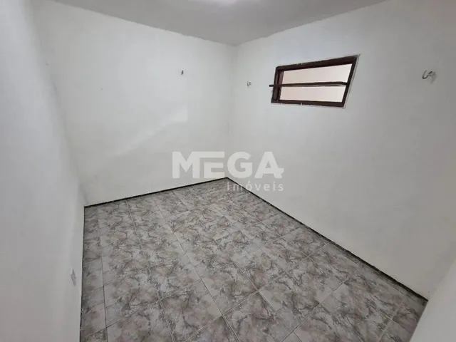 Imagem 6: Casa com 3 Quartos no Bairro Parque Dois Irmãos em Fortaleza, Ce