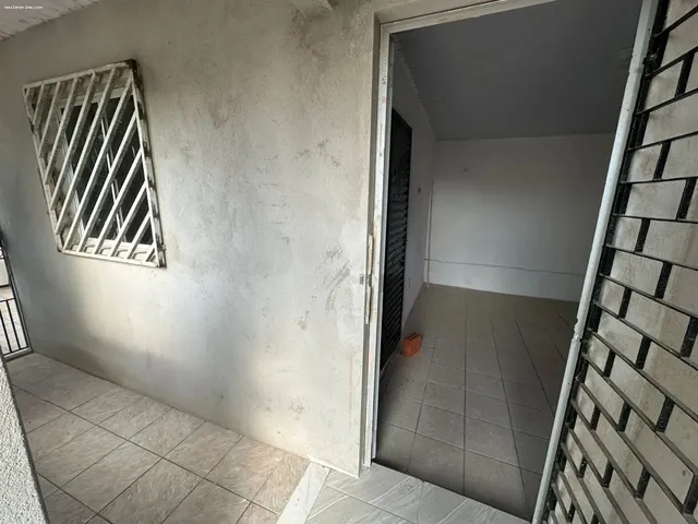Imagem 4: Casa para Locação em Fortaleza, Monte Castelo, 2 Dormitórios, 1 Suíte, 1 Banheiro