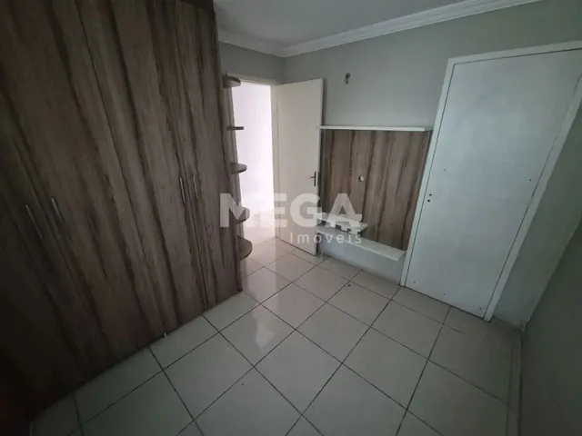 Imagem 8: Casa com 3 Quartos no Bairro Prefeito José Walter em Fortaleza, Ce