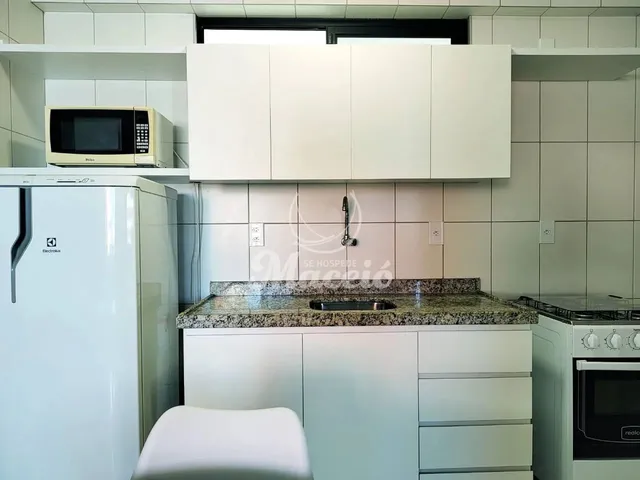 Imagem 2: Quarto e Sala Decorado e Mobiliado em Localização Privilegiada em Maceió