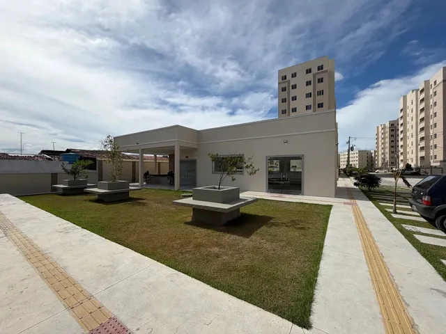 Imagem: O apartamento possui 2 Dormitórios, 1 Banheiro, 1 Vaga na