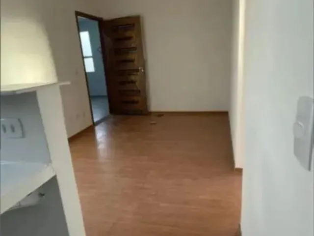 Imagem: O apartamento possui 2 Dormitórios, 1 Banheiro, 38m² de
