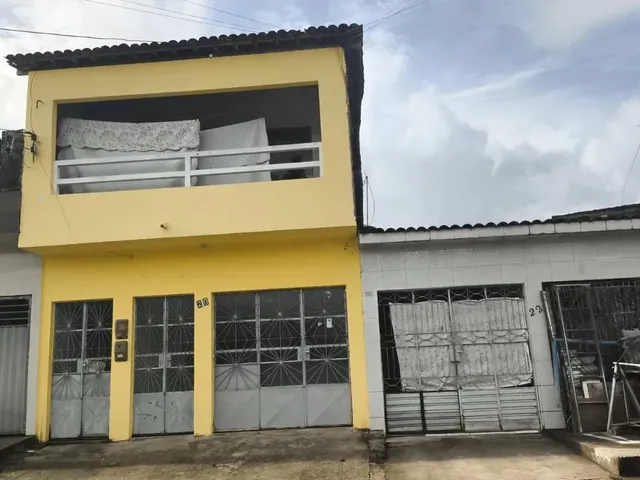 Imagem: A casa possui 2 Dormitórios, 1 Banheiro, 1 Vaga na
