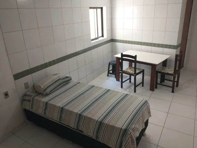 Imagem 5: Alugo Quartos/Suites Mobiliadas (F