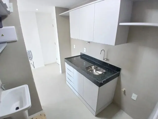 Imagem 9: Quarto Sala Sem Mobília com Varanda