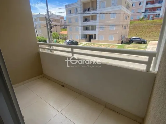 Imagem: O apartamento possui 2 Dormitórios, 1 Banheiro, 1 Vaga na