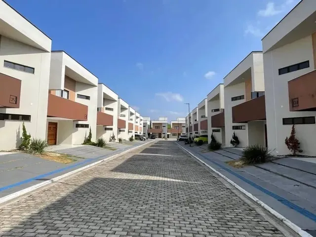 Imagem: A casa em condomínio possui 3 Dormitórios, 1 Suíte, 2