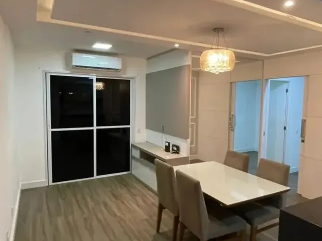 Imagem: O apartamento possui 2 Dormitórios, 2 Banheiros, 2 Vagas na
