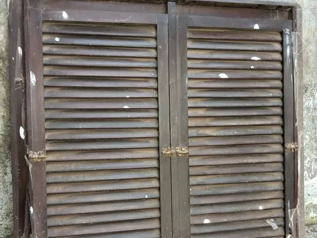 Imagem: A casa possui 1 Banheiro e está localizado em Cohatrac II,