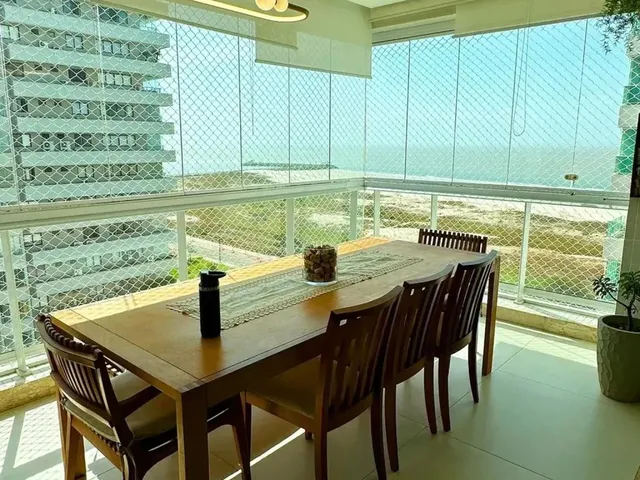 Imagem: O apartamento possui 3 Dormitórios, 3 Suítes, 5