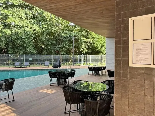Imagem: O apartamento possui 3 Dormitórios, 1 Suíte, 2 Banheiros,