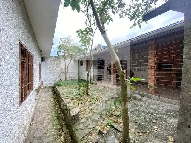 Imagem 10: Casa de 4 Dormitórios na Agronômica