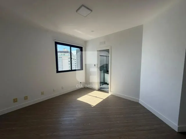 Imagem 9: Apartamento de 4 Dormitórios na Beira-Mar Norte