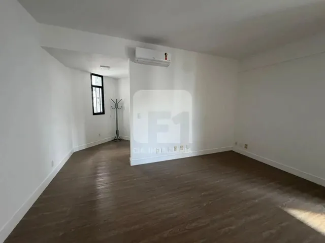 Imagem 7: Apartamento de 4 Dormitórios na Beira-Mar Norte