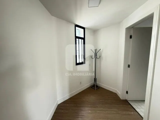 Imagem 2: Apartamento de 4 Dormitórios na Beira-Mar Norte