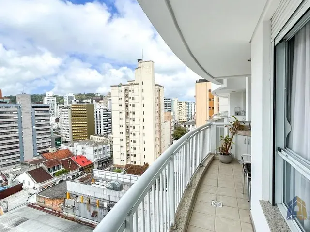 Imagem 8: Apartamento de Alto Padrão, Totalmente Mobiliado com Excelente Posição Solar e Uma