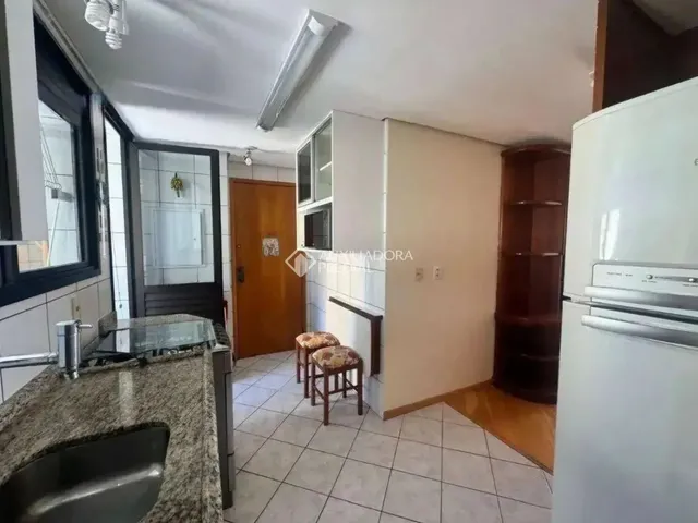 Imagem 4: Imóvel para Aluguel Tem 100 Metros Quadrados com 2 Quartos em Centro - Florianópolis