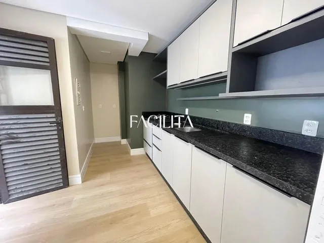 Imagem 7: Apartamento com 2 Quartos no Bairro Agronômica, Florianópolis