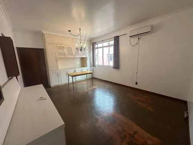 Imagem: Apartamento com 3 Quartos para Alugar no