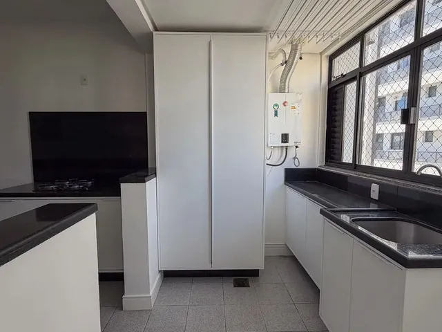 Imagem 10: Apartamento para Alugar - 4 Quartos Sendo 3 Suítes - Agronômica