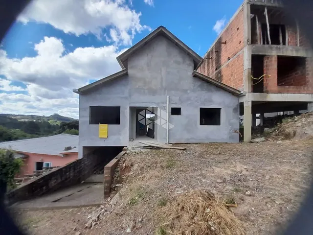 Imagem: Casa em Construção no Bairro Centenario