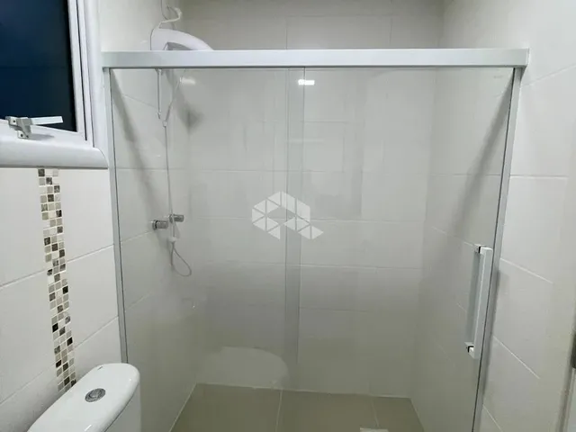 Imagem 7: Apartamento Semimobiliado com Dois Dormitórios, Suíte e Duas Vagas