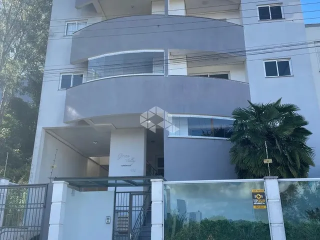 Imagem 15: Apartamento Semimobiliado com Dois Dormitórios, Suíte e Duas Vagas