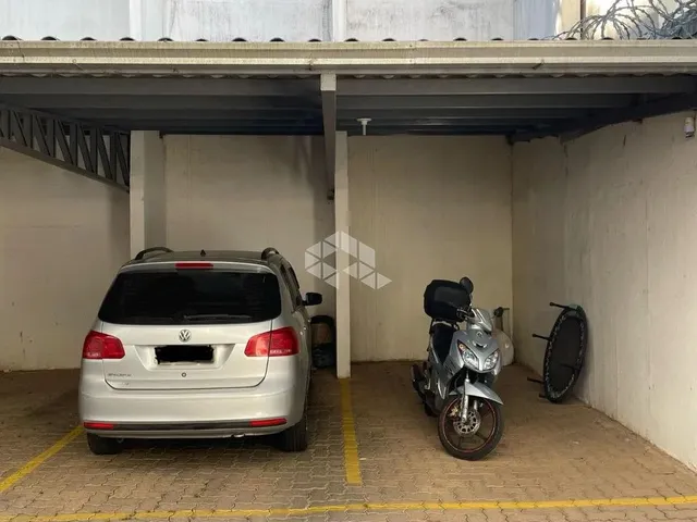 Imagem 14: Apartamento Semimobiliado com Dois Dormitórios, Suíte e Duas Vagas