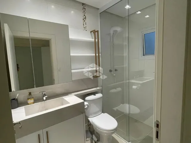 Imagem 13: Apartamento Semimobiliado com Dois Dormitórios, Suíte e Duas Vagas
