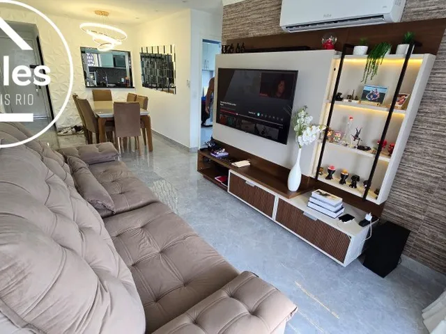 Imagem: O apartamento possui 2 Dormitórios, 1 Suíte, 2 Banheiros,