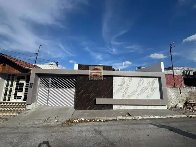 Imagem: Alugo Casa com 4 Quartos no Bairro Maurício